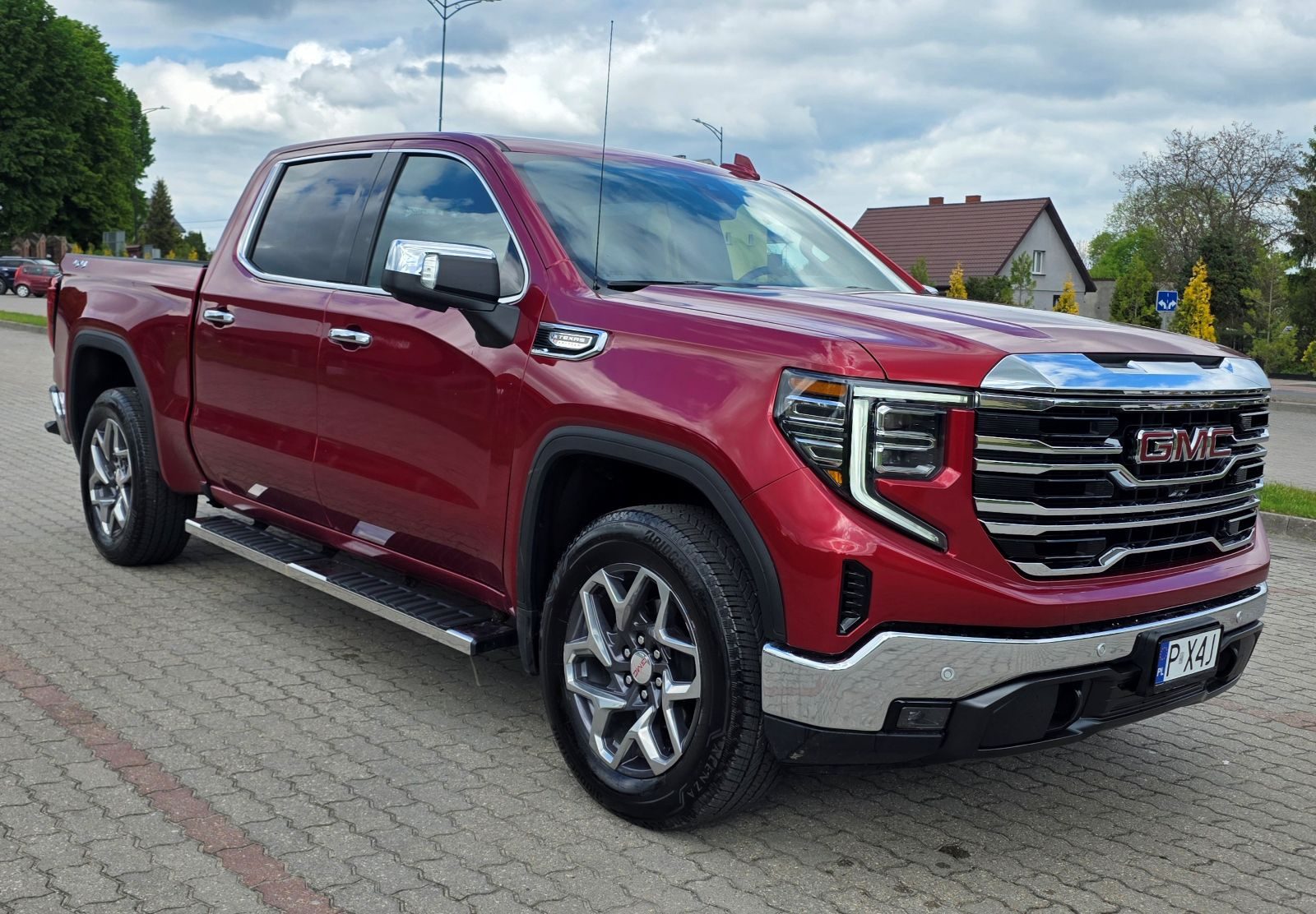 GMC Sierra 5.3 benzyna, 355 KM, automat