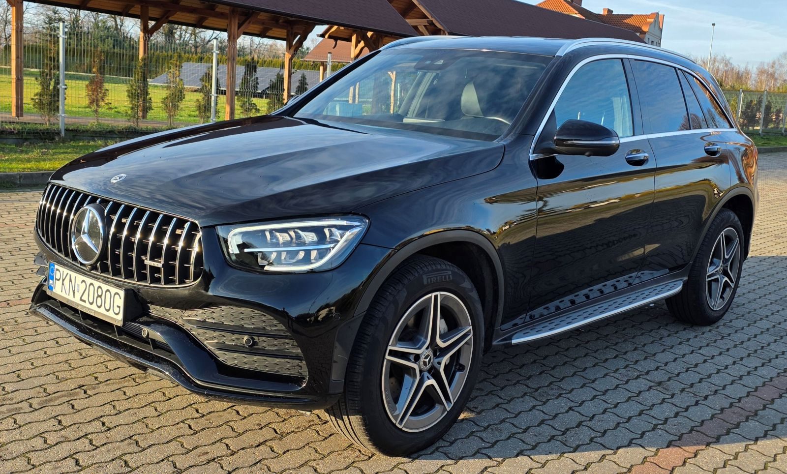 Mercedes-Benz GLC 300 4Matic 2.0 benzyna, 258 KM, automat