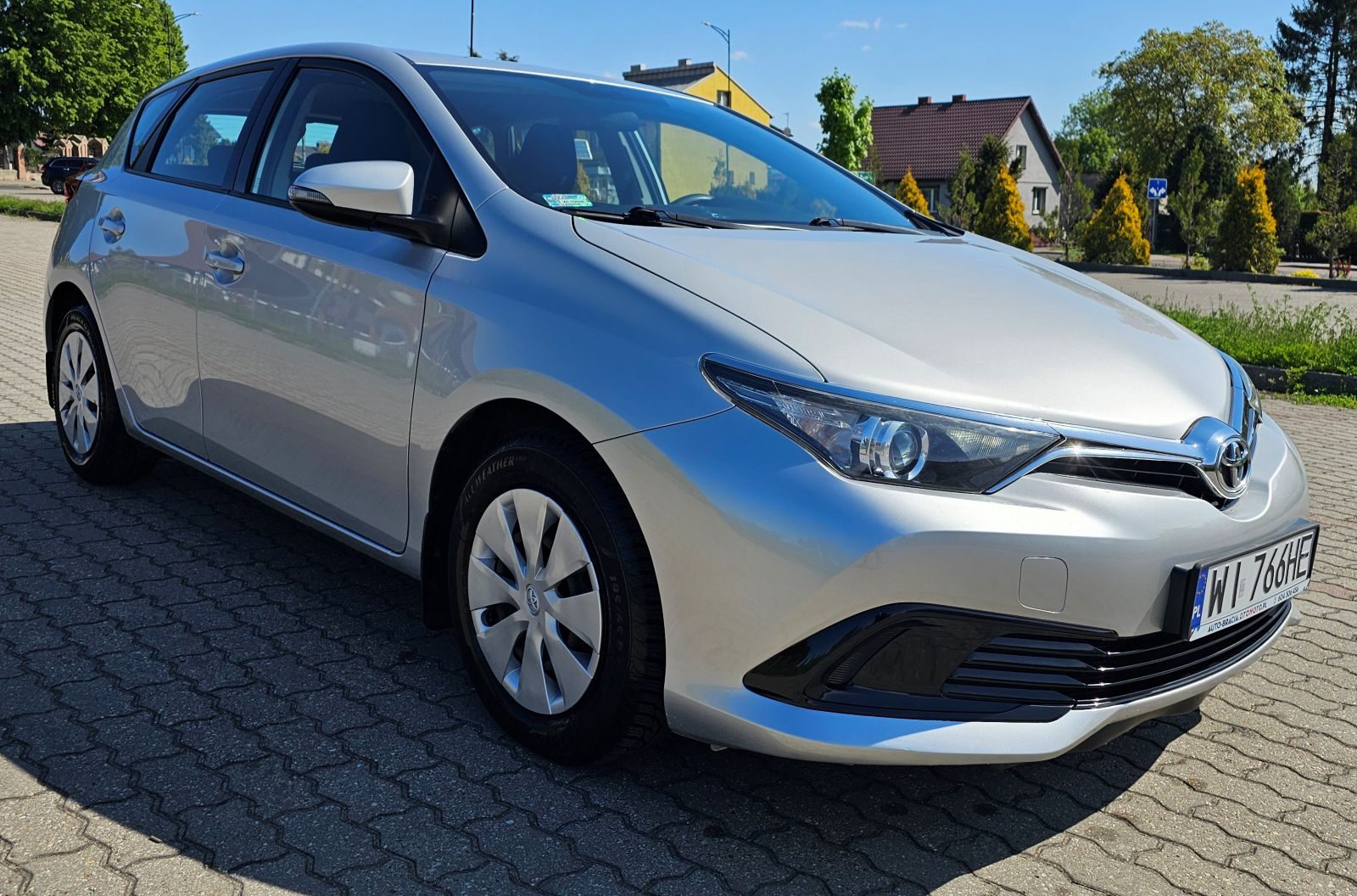 Toyota Auris 1.3 benzyna, 99 KM, manual