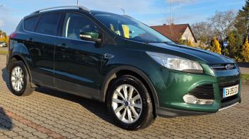 Ford Kuga 2.0 diesel, 150 KM, manual, zielona