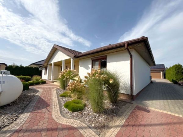 Dom gotowy do zamieszkania, 130 m², działka 1000 m² – Słodków-Kolonia
